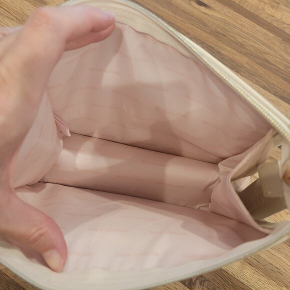 Michael Kors Pale Pink Trousseau Bag Wristlet & Dust Bag NWOT - Picture 4 of 15